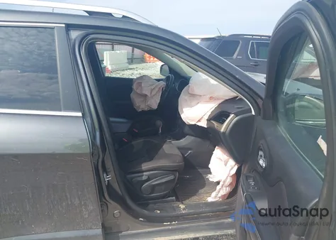 2015 Jeep Cherokee Latitude z USA, uszkodzony, nr VIN 1C4PJLCB8FW720940